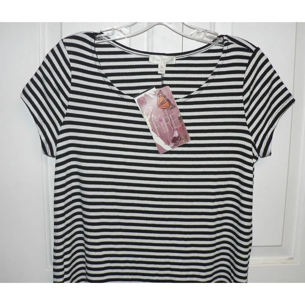 Love, Fire Girls Striped Skater Dress in‎ Black & White Stripes Size 14